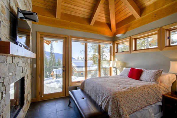 Moosehead Lodge | 4131 Douglas Court, Sun Peaks, BC V0E 5N0, Canada | Phone: (250) 578-6939
