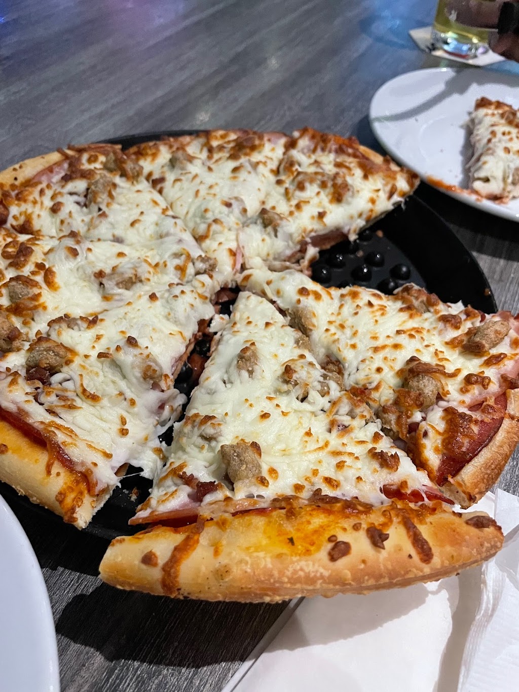 Woodys Pub on Brunette | 935 Brunette Ave, Coquitlam, BC V3K 1C8, Canada | Phone: (604) 526-1718