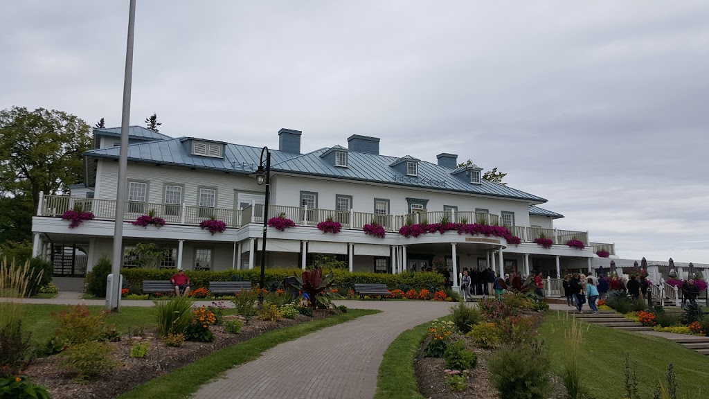 Chateau Repotel Duplessis | 6555 Boulevard Wilfrid-Hamel, LAncienne-Lorette, QC G2E 5W3, Canada | Phone: (418) 872-1111
