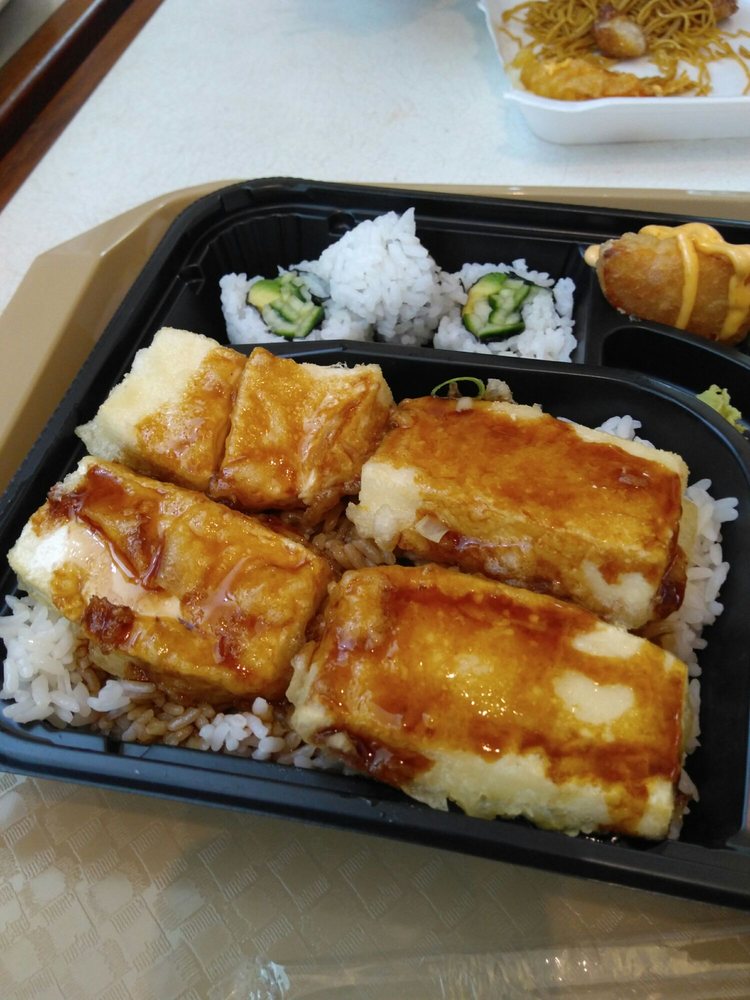 Umi Sushi Express | Town Centre, 1355 Kingston Rd, Pickering, ON L1V 1B8, Canada | Phone: (905) 831-8898