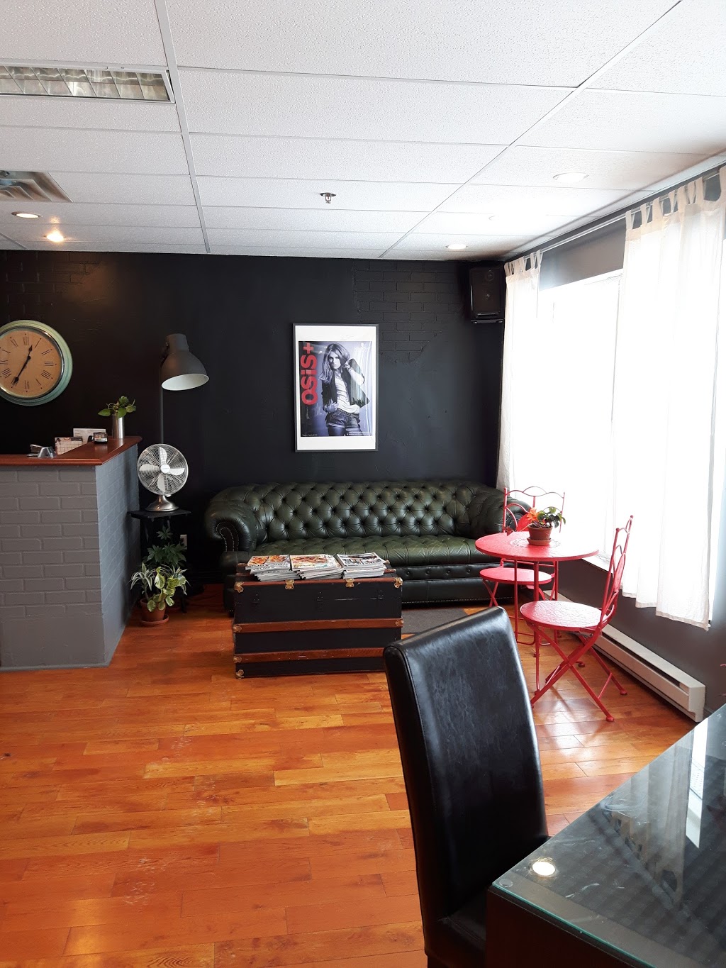Coiffure Michel Alexandre | 911 Boulevard Roland-Therrien #113, Longueuil, QC J4J 4L3, Canada | Phone: (450) 679-8384