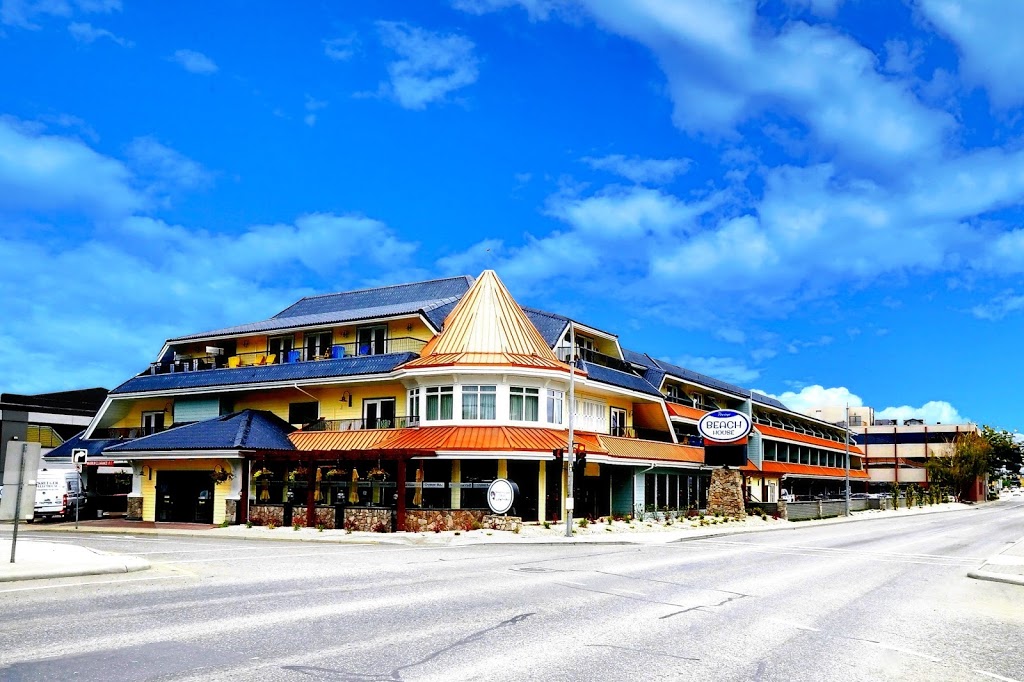 Prestige Beach House Kelowna | 1675 Abbott St, Kelowna, BC V1Y 8S3, Canada | Phone: (250) 860-7900