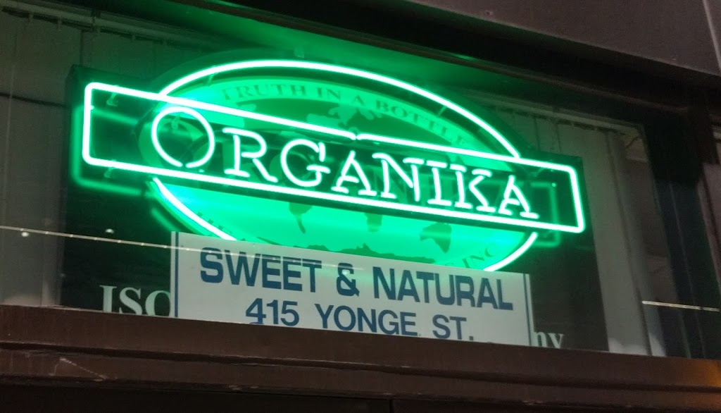Sweet & Natural | 415 Yonge St, Toronto, ON M5B 2E7, Canada | Phone: (416) 595-1215