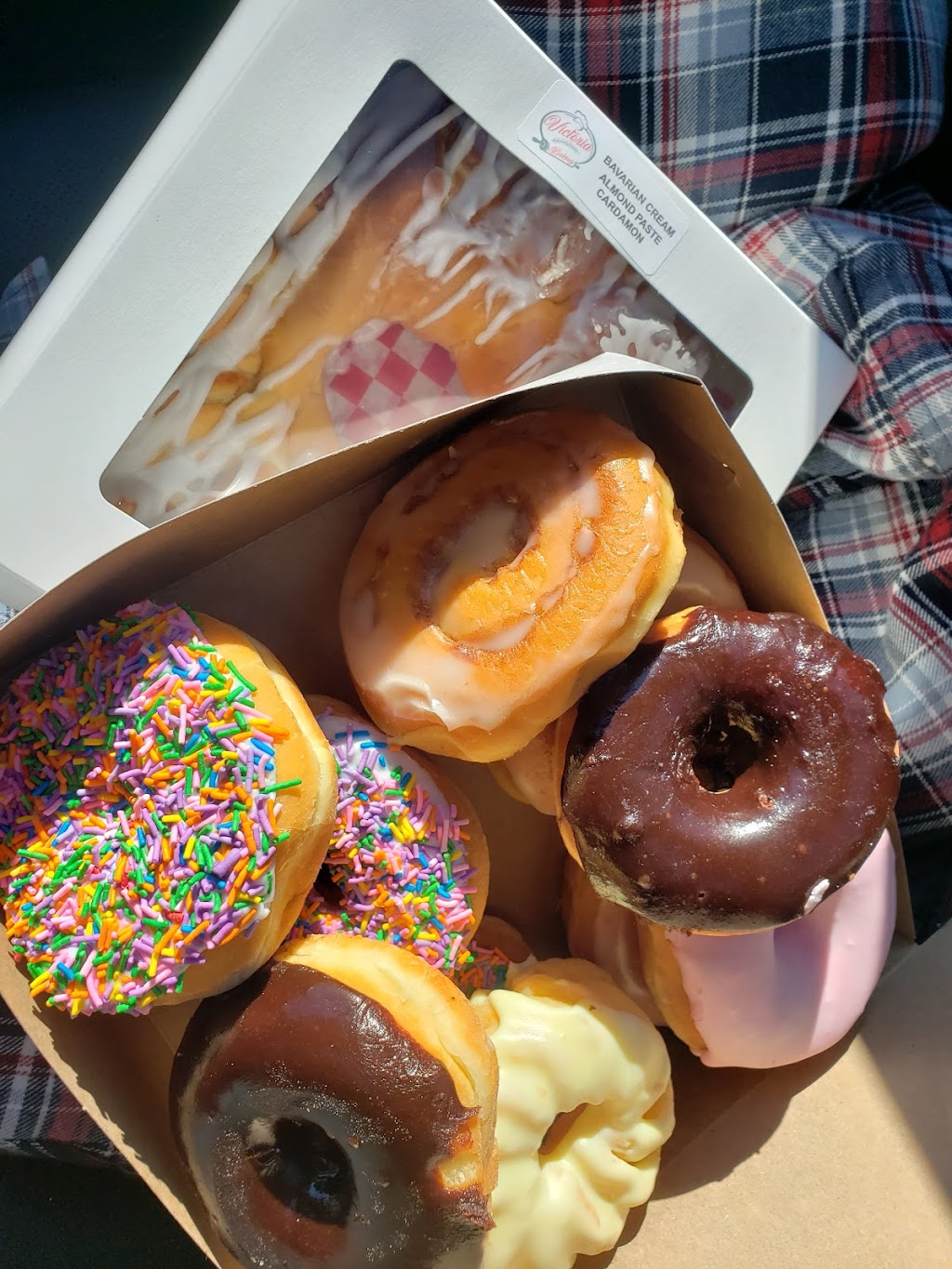 Victoria Bakery | 4087b Quadra St, Victoria, BC V8X 1K6, Canada | Phone: (250) 514-8108
