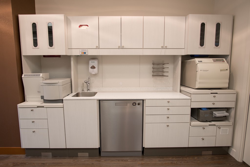 Elgin Corners Dental | 103 - 14012 32 Avenue, Surrey, BC V4P 2J2, Canada | Phone: (604) 560-6360