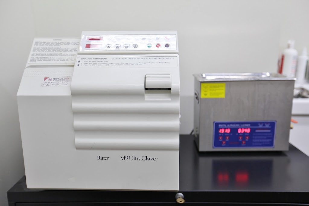 West Mississauga Foot Clinic | 1550 S Gateway Rd #205, Mississauga, ON L4W 5G6, Canada | Phone: (905) 625-1555