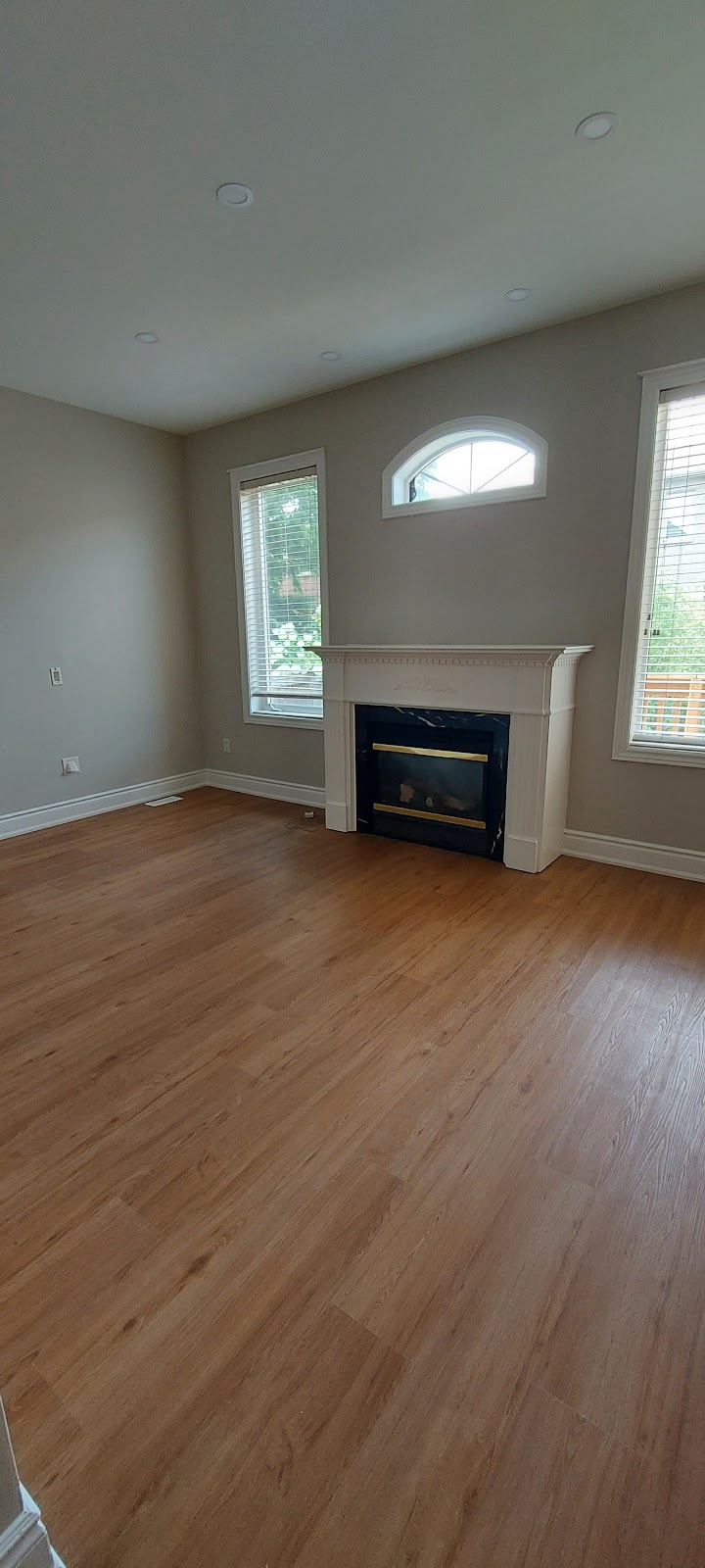 Burlington-Oakville-painters | 1449 Tyandaga Park Dr, Burlington, ON L7P 1N4, Canada | Phone: (289) 828-0551