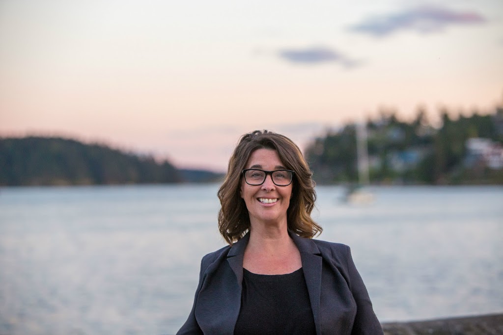 Dempster Grant Real Estate - Sunshine Coast | 938 Gibsons Way #101, Gibsons, BC V0N 1V7, Canada | Phone: (604) 989-1300