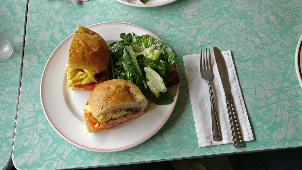 Aunties & Uncles | 74 Lippincott St, Toronto, ON M5S 2P1, Canada | Phone: (416) 324-1375