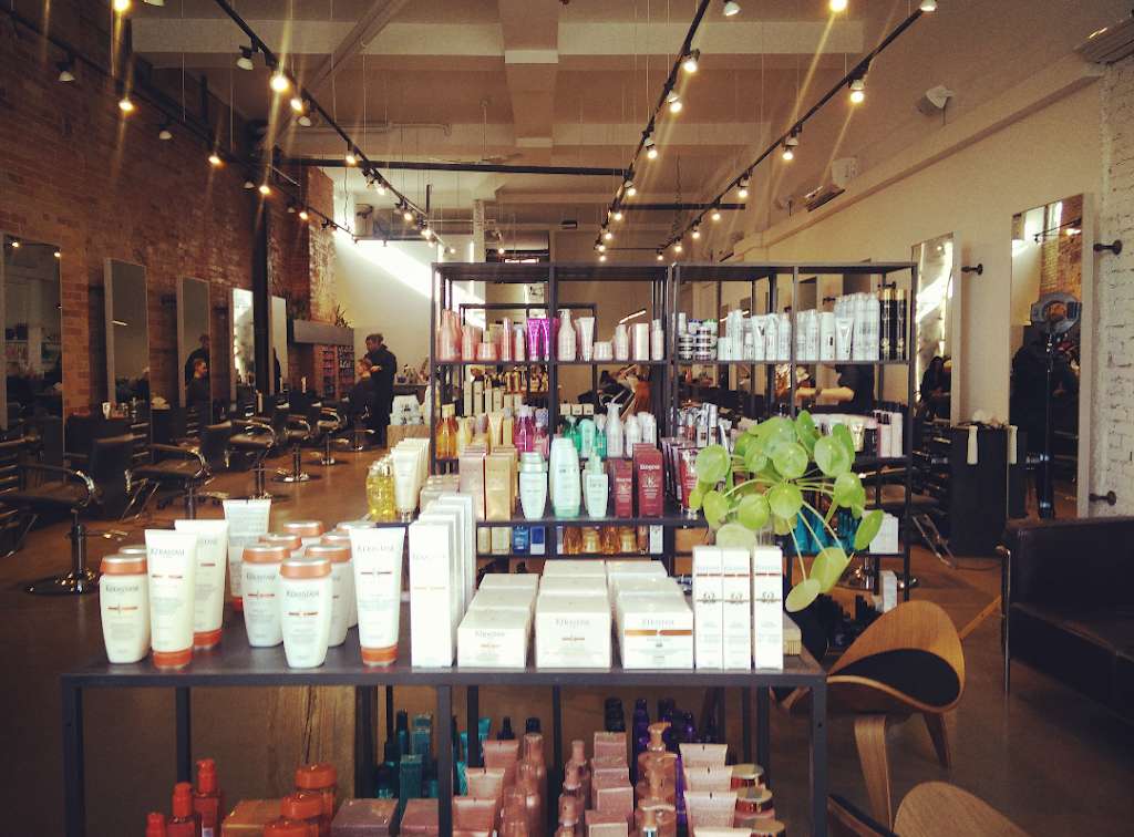 UNTITLED by Flaunt Boutique | 792 Queen St E, Toronto, ON M4M 2J3, Canada | Phone: (416) 469-5454