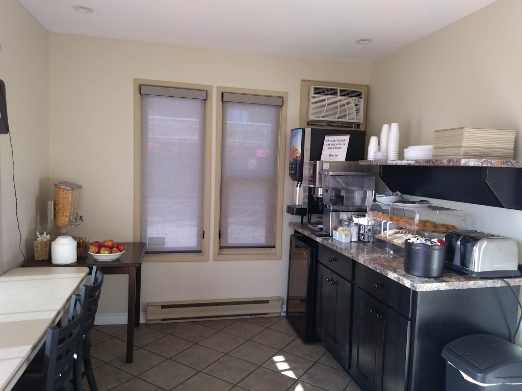 Econo Lodge | 4100 32 St, Vernon, BC V1T 5P1, Canada | Phone: (250) 549-1211