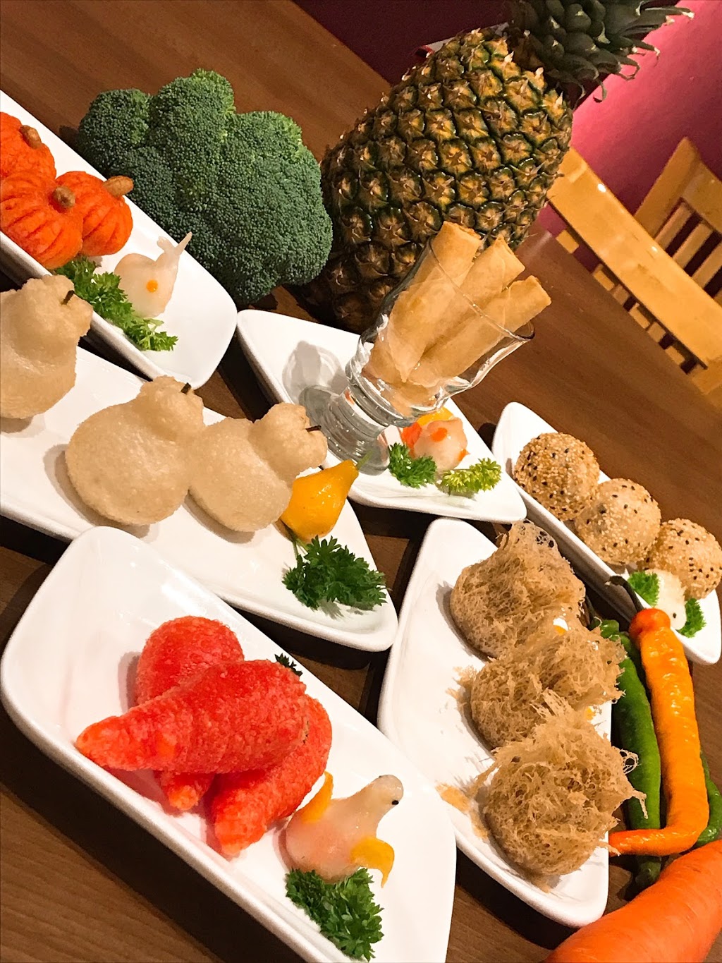 Hot Spot Chinese Cuisine | 9255 Woodbine Ave #12, Markham, ON L6C 1Y9, Canada | Phone: (905) 534-6826