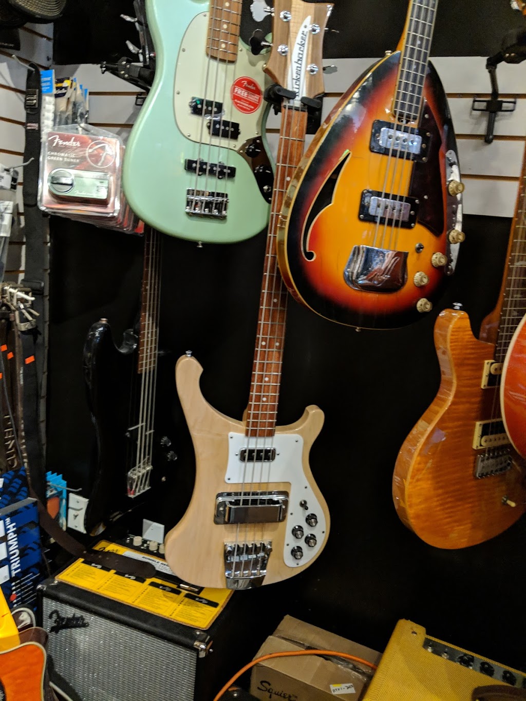 Tundra Music Guitar Store Whitby | 1121 Dundas St E #4, Whitby, ON L1N 2K5, Canada | Phone: (905) 493-5000