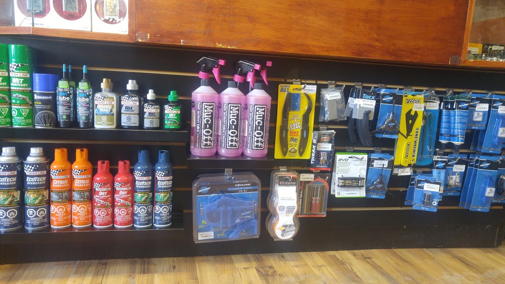 Bob Cyclo | 96 Boulevard Sainte-Rose, Laval, QC H7L 1K4, Canada | Phone: (450) 937-7522