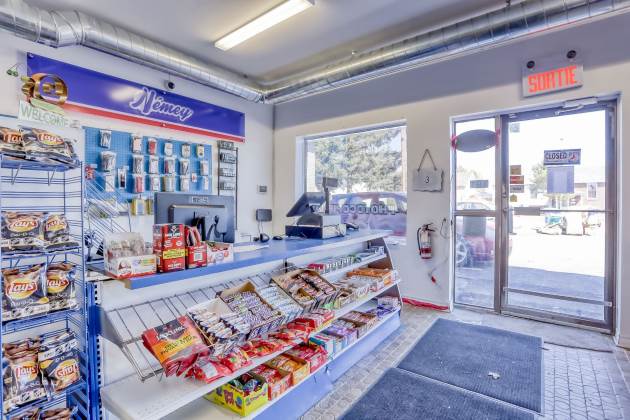 Nemey Mart | 191 Rue Achbar, Gatineau, QC J8P 7C1, Canada | Phone: (819) 700-0079