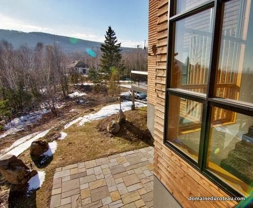 Domaine du Coteau | 170 Rue du Marais, Saint-Ferréol-les-Neiges, QC G0A 3R0, Canada | Phone: (514) 989-8777