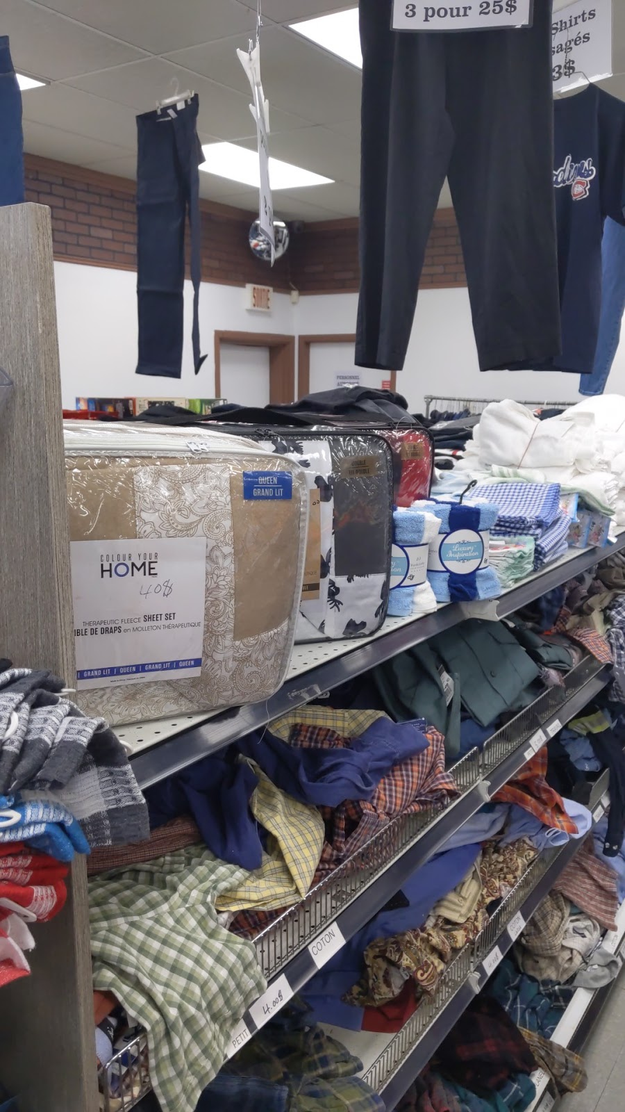 Surplus Économiques LEssentiel Économique | 105 Rue Principale, Sainte-Hénédine, QC G0S 2R0, Canada | Phone: (418) 504-0577