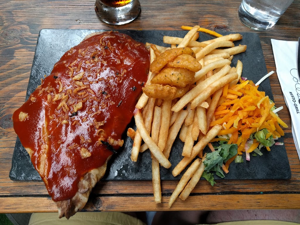 Côtes à Côtes Resto-Grill | 32 Rue du Marché-Champlain, Québec, QC G1K 4H3, Canada | Phone: (418) 692-5151