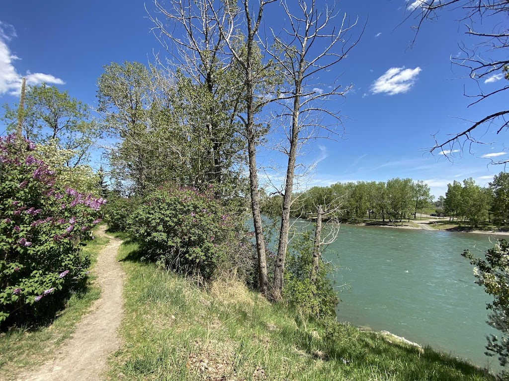 Bow River Townhomes | 6347 Bowview Rd NW, Calgary, AB T3B 4L9, Canada | Phone: (403) 700-2723