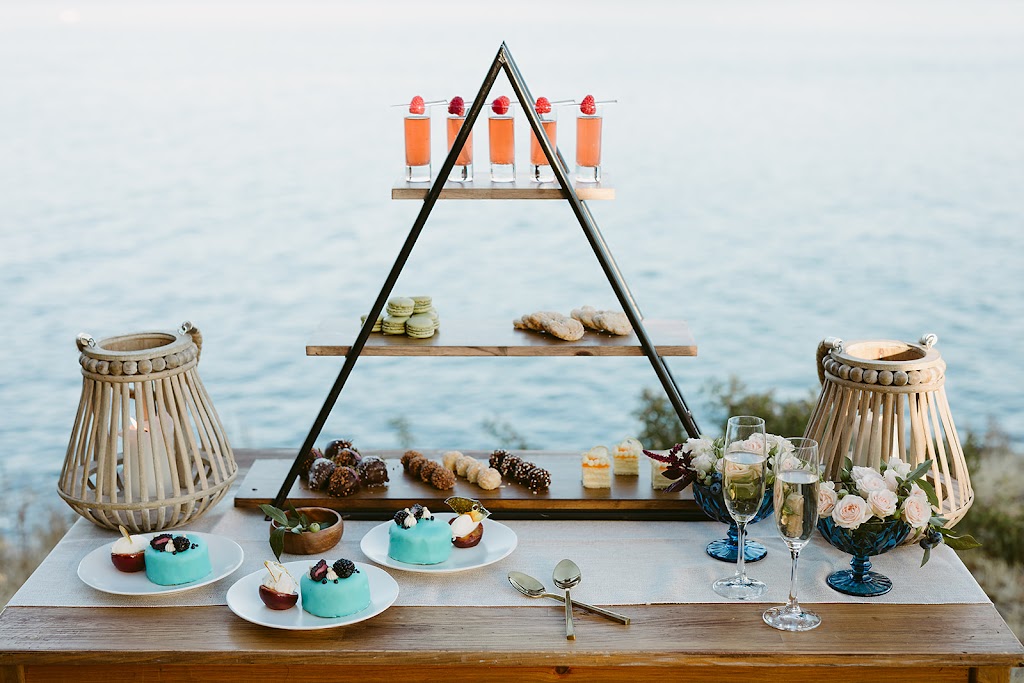Truffles Catering | 1461 Benvenuto Ave, Brentwood Bay, BC V8M 1J5, Canada | Phone: (250) 544-0200