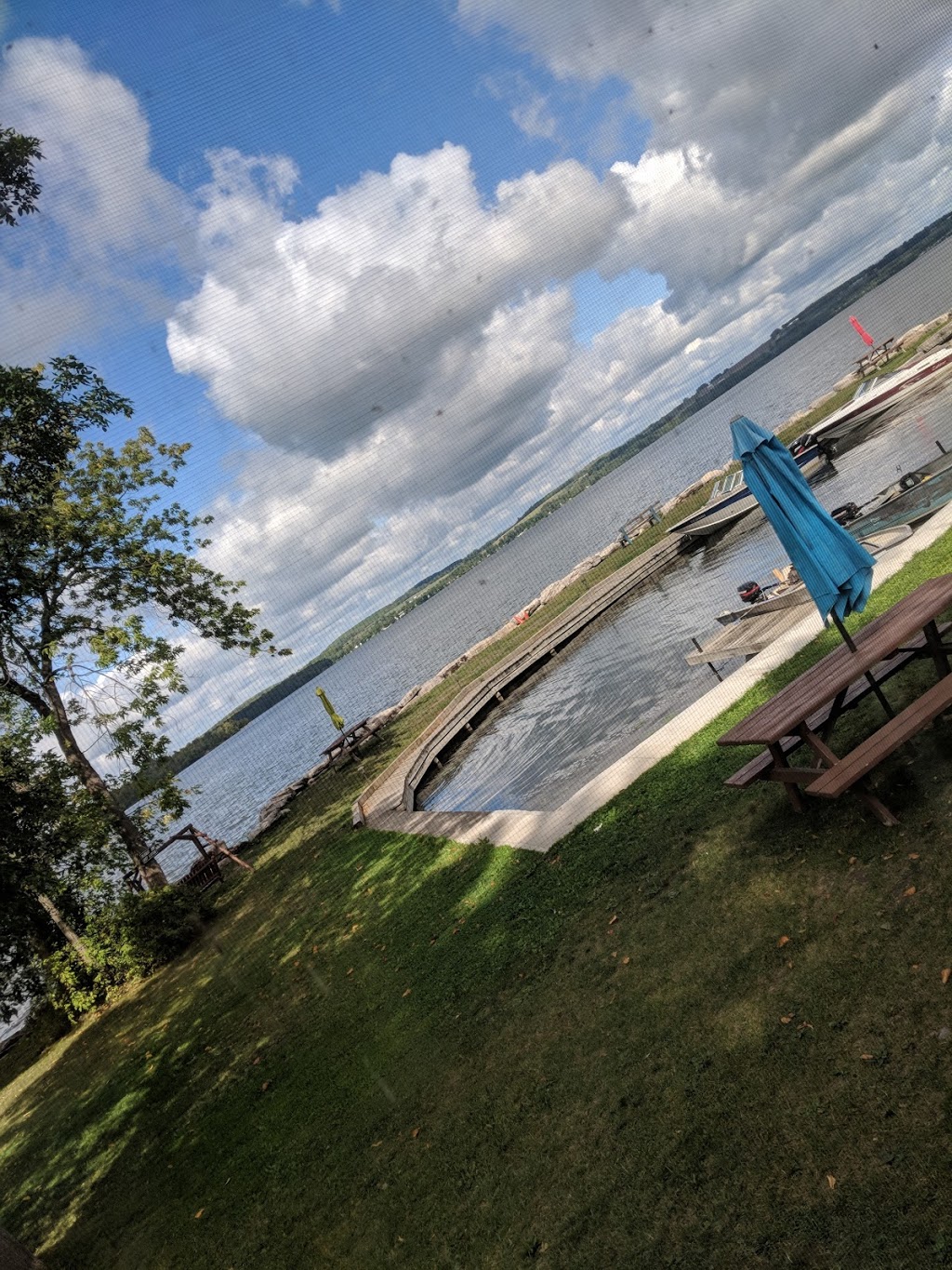 Suni Vale Resort | 68 Robins Rd #198, Roseneath, ON K0K 2X0, Canada | Phone: (905) 352-3788