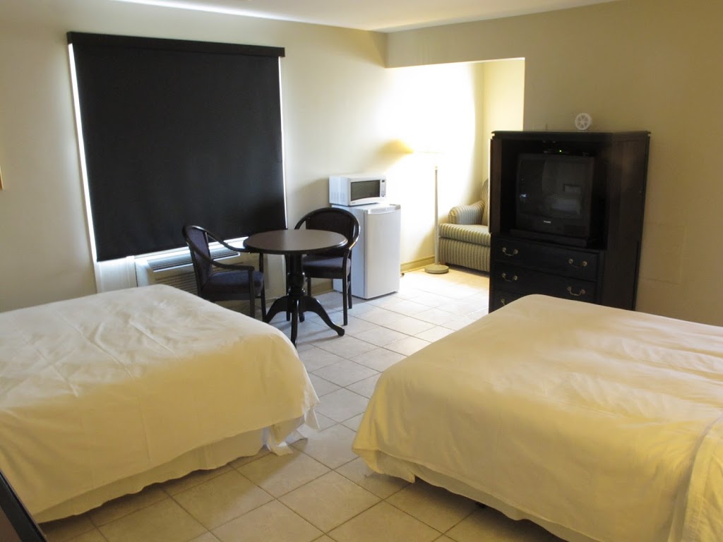 iCheck Inn Motel | 2763 Howard Ave, Windsor, ON N8X 3X7, Canada | Phone: (519) 915-8727