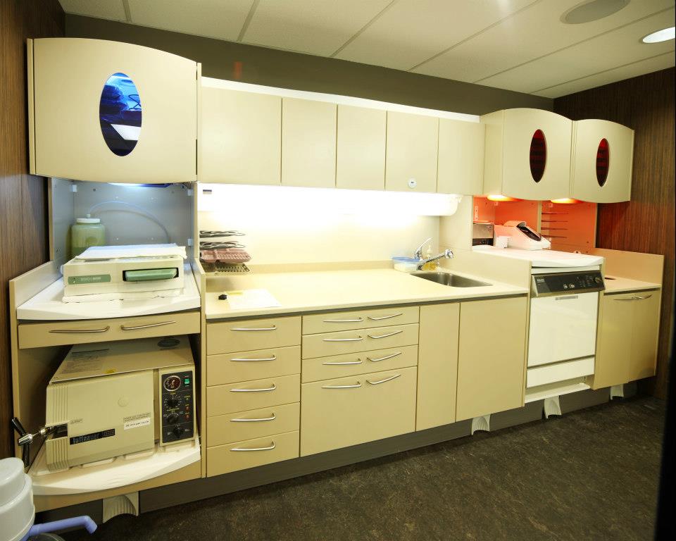 Somerset Dental on James | 17107 James Mckevitt Rd SW #2, Calgary, AB T2Y 3Y4, Canada | Phone: (403) 254-4509