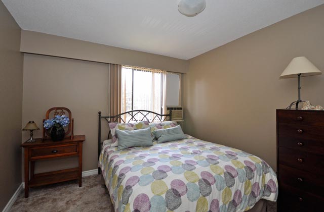 Wellesley Manor | 1916 McCallum Rd, Abbotsford, BC V2S 3M8, Canada | Phone: (604) 852-0827