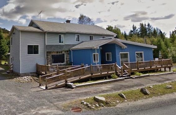 Résidence Le Moment Présent | 549 Chemin de Ste Marguerite, Sainte-Marguerite-du-Lac-Masson, QC J0T 1L0, Canada | Phone: (450) 228-1829
