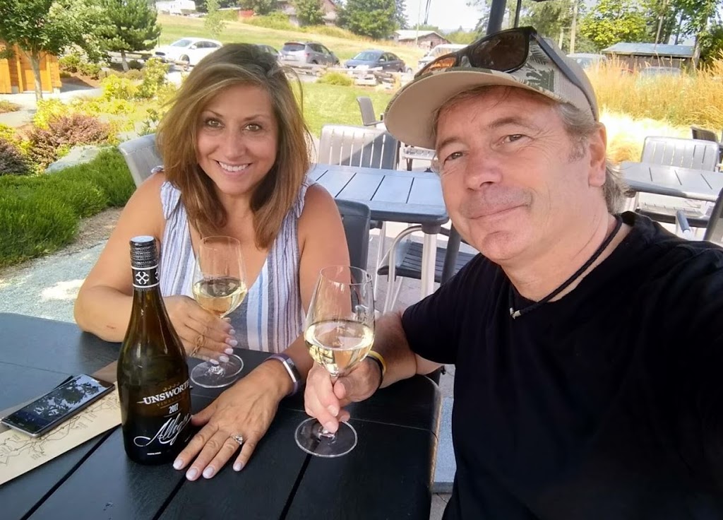 Victoria Brewery & Winery Tour | 6698 Rey Rd, Victoria, BC V8Y 1V2, Canada | Phone: (250) 857-2415