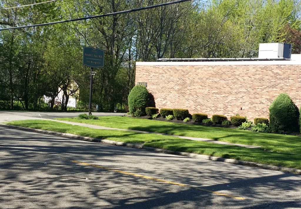 Dr. Gerald L. Peer, MD | 1230 Eggert Rd, Buffalo, NY 14226, USA | Phone: (716) 838-0640