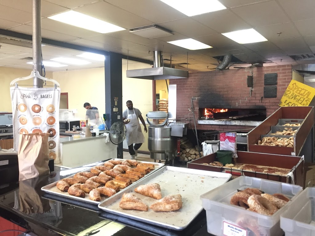Oze Bagel Plus Inc | 8085 Boulevard Taschereau, Brossard, QC J4Y 1A4, Canada | Phone: (450) 678-6932