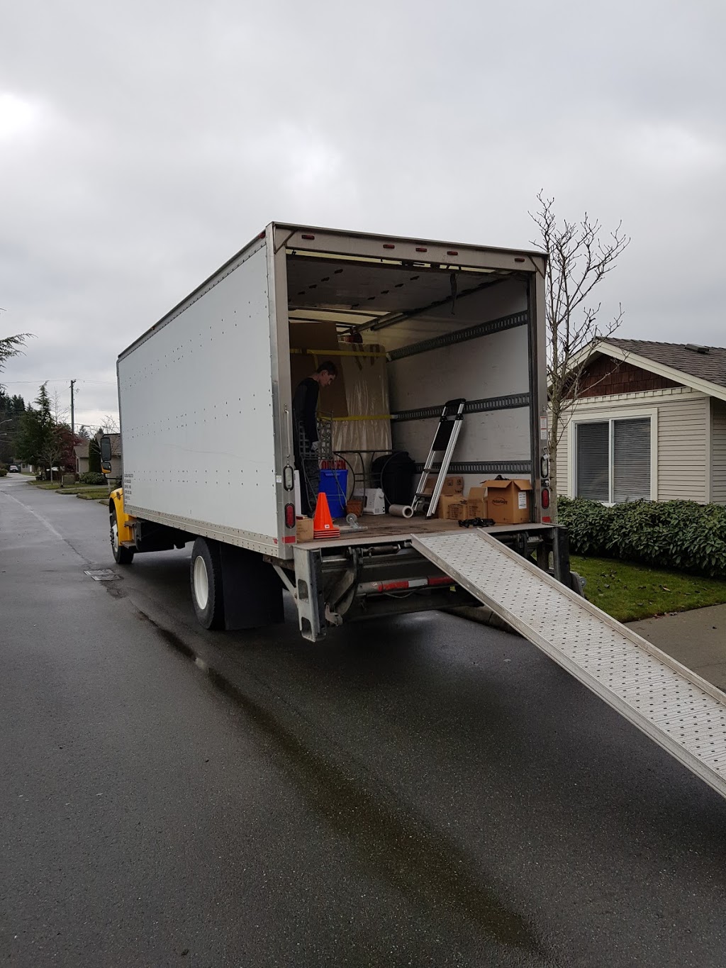 Wind Rose Relocations Moving & Delivery | 10320 156 St, Surrey, BC V3R 4L8, Canada | Phone: (604) 363-4433
