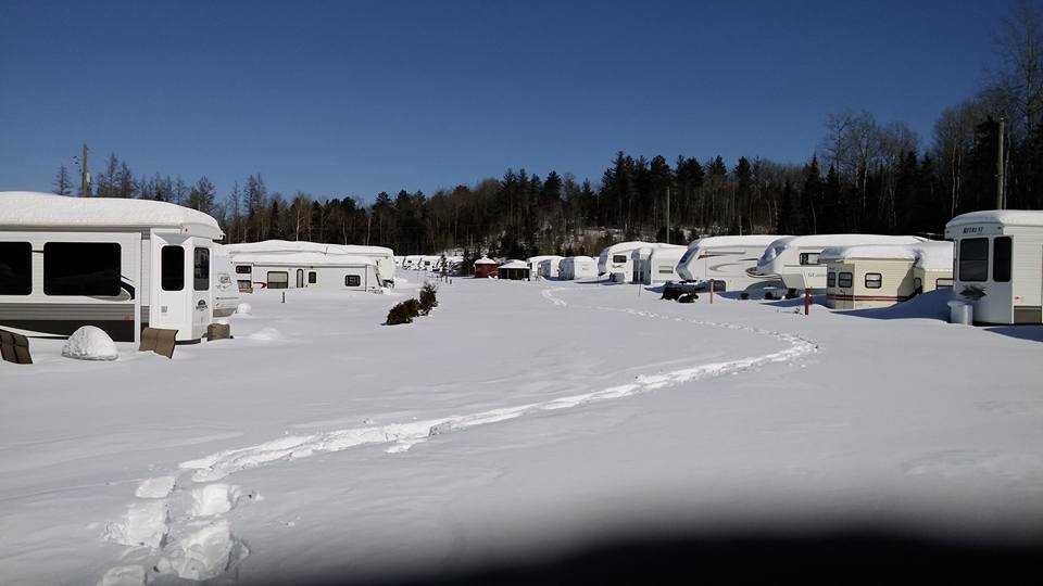 Camping Dubuc | 4057 Du Portage-des-roches Ch S, Laterrière, QC G7N 1X3, Canada | Phone: (418) 929-2203