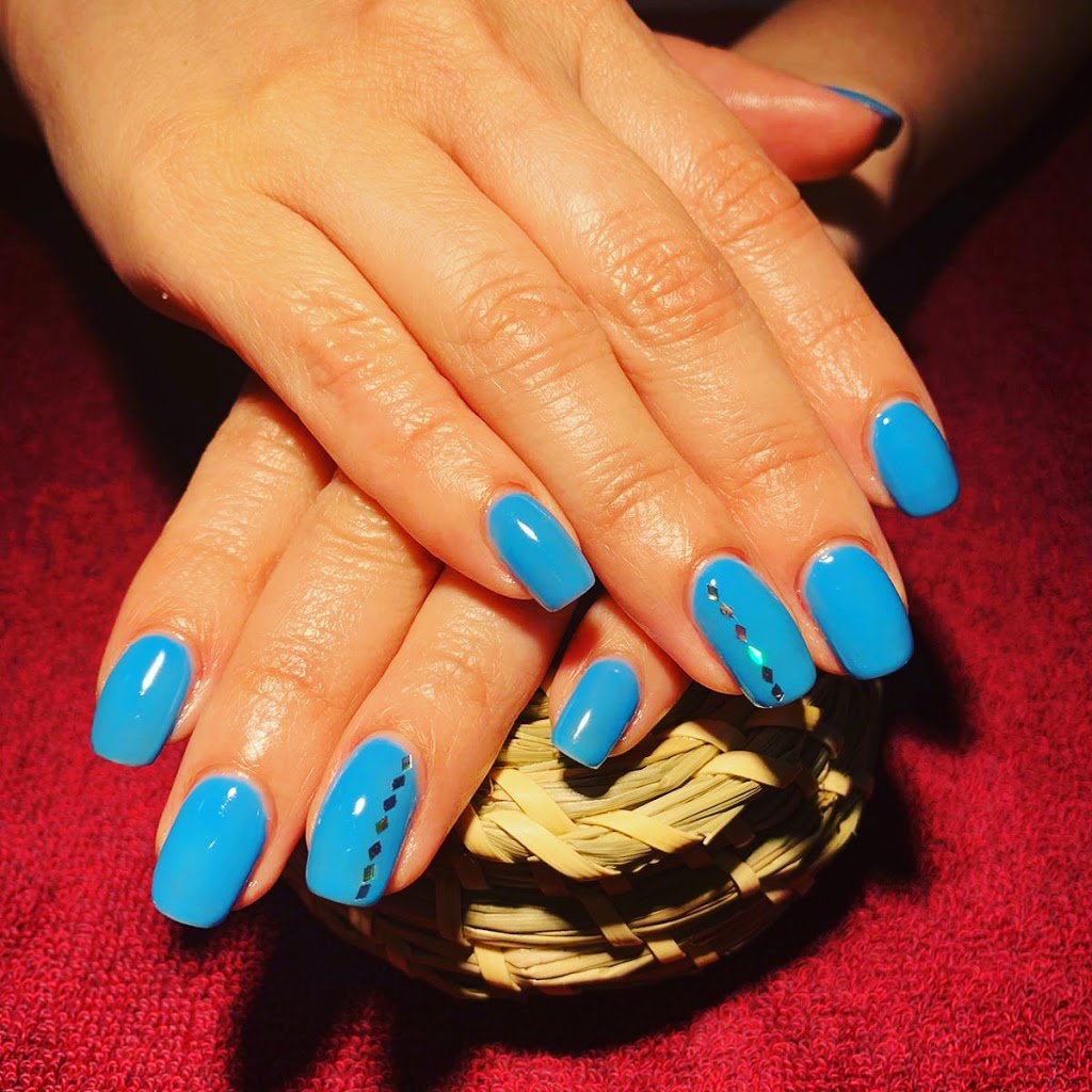 Beauté Avec V | 354 Rue Vincent-Massey, Beloeil, QC J3G 3J1, Canada | Phone: (438) 830-0983