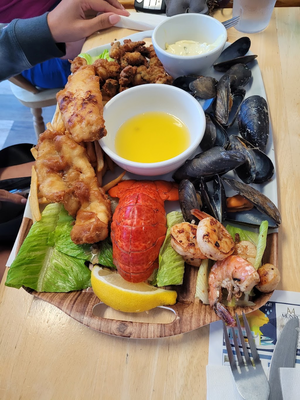 R&D Diner | 12 Front St, Pictou, NS B0K 1H0, Canada | Phone: (902) 485-4669