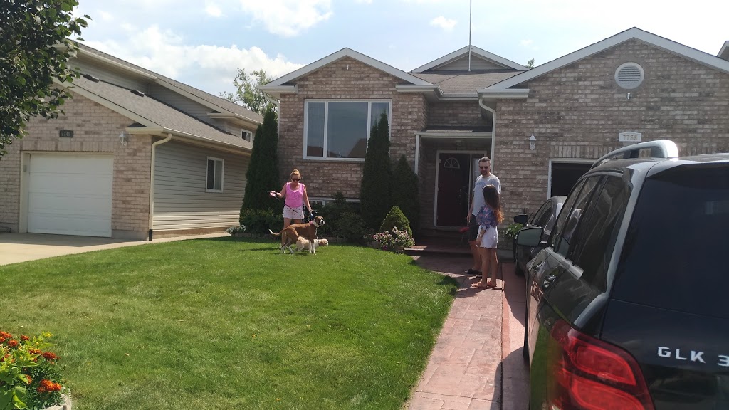 Charnwood Park | 6729 Montrose Rd, Niagara Falls, ON L2H, Canada | Phone: (905) 356-7521