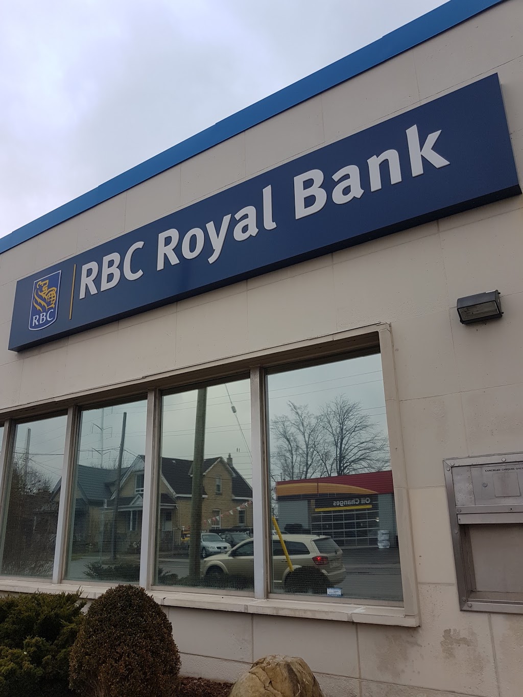 RBC | 1225 Wonderland Rd N, London, ON N6G 2V9, Canada | Phone: (519) 472-6882