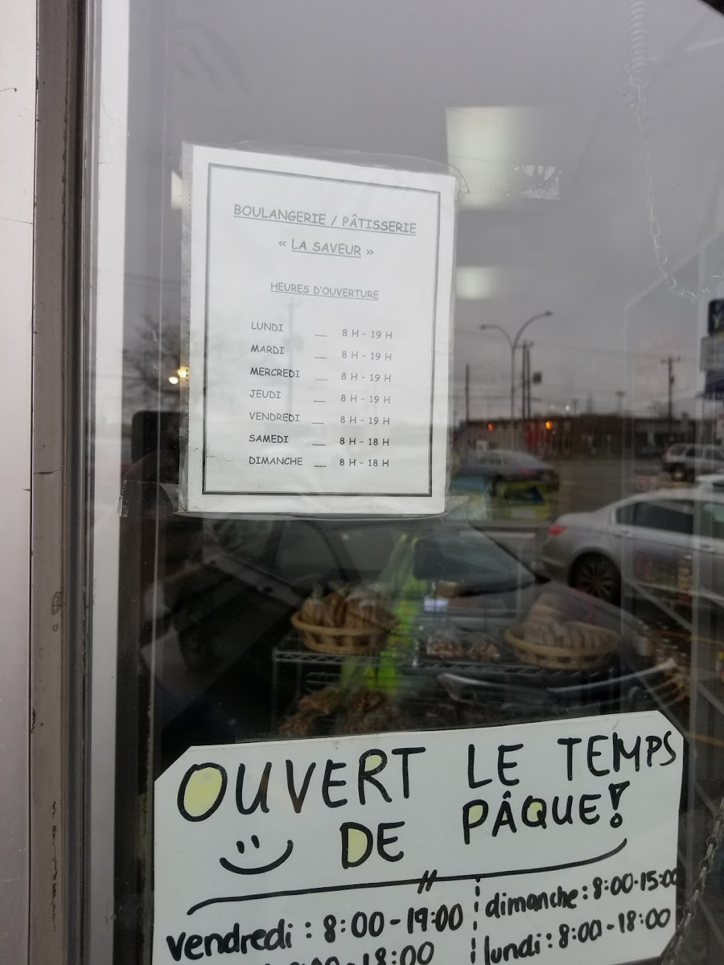 Pâtisserie La Saveur | 6035 Boul Henri-Bourassa E, Montréal-Nord, QC H1G 2V2, Canada | Phone: (514) 321-8531