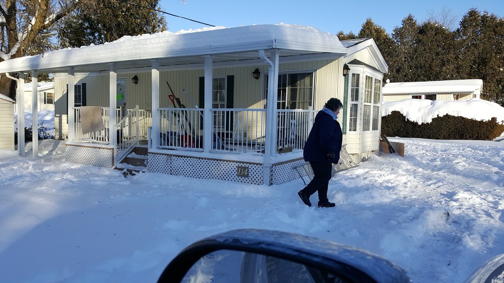 River Bend Park Pioneer Trail | 4838 Pioneer Trl, Guelph, ON N0B 2J0, Canada | Phone: (519) 821-1340