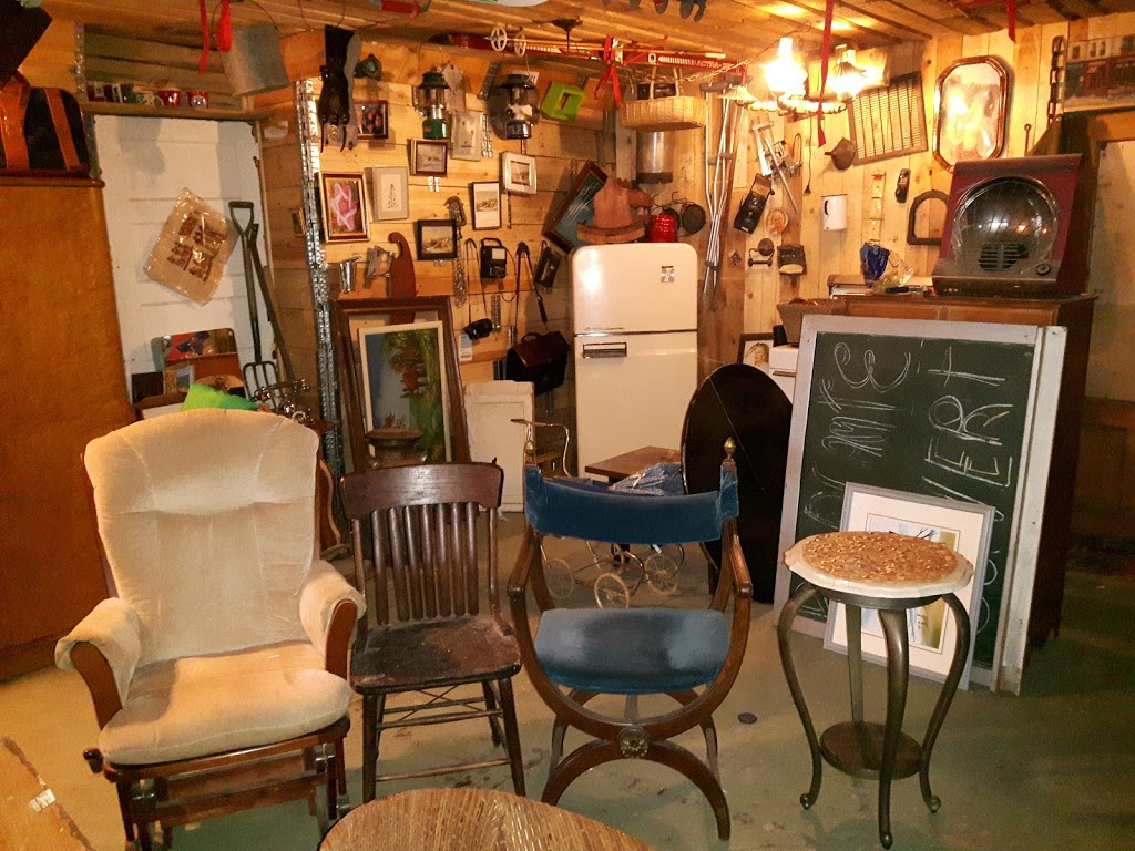 Brocante La Baraque | 4600 QC-132, Sorel-Tracy, QC J3R 1R3, Canada | Phone: (450) 855-0835
