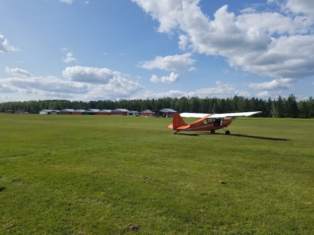 Rideau Valley Soaring School | Dilworth Rd, Kars, ON K0A 2E0, Canada | Phone: (613) 366-8208