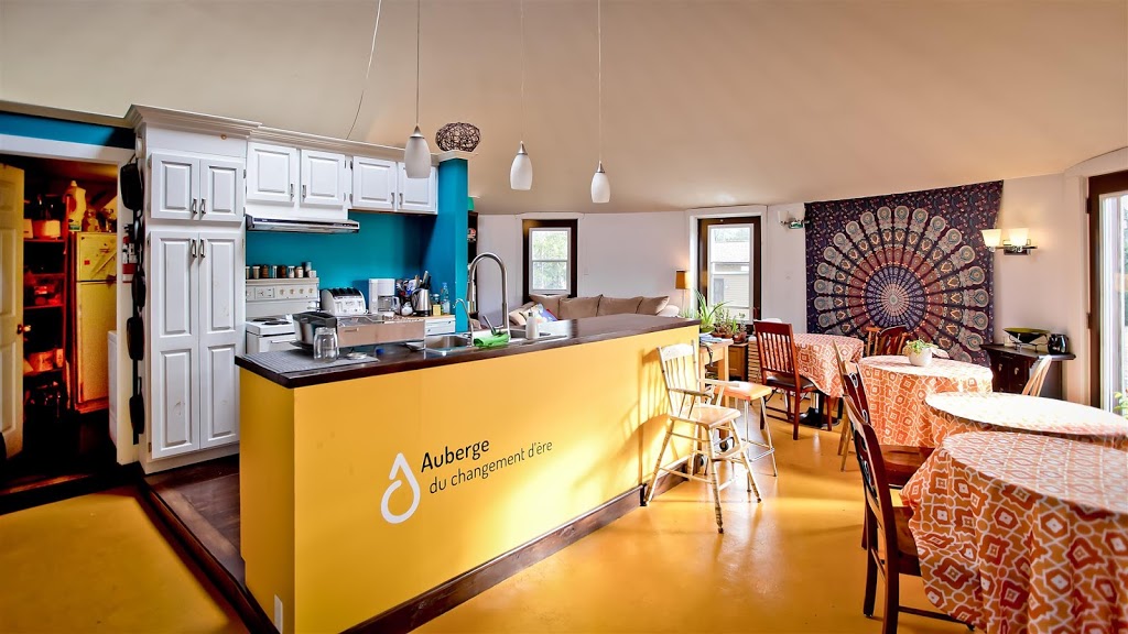Auberge du changement dère | 153 Rue Thornton N, Coaticook, QC J1A 2E1, Canada | Phone: (819) 200-0055