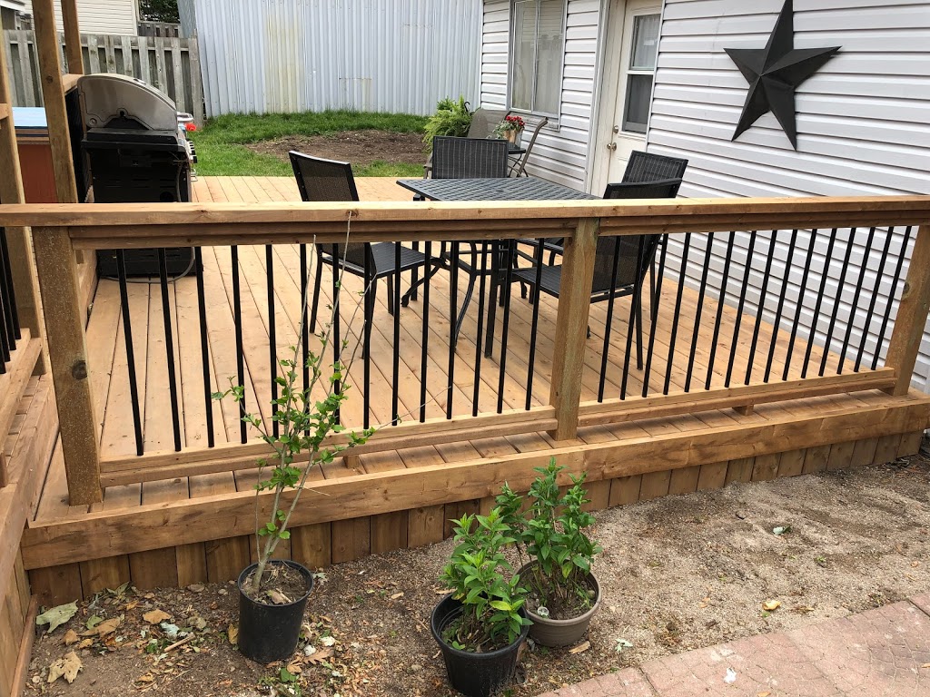 Deck MD Ltd. | Vansittart Ave, Woodstock, ON N4S 6G5, Canada | Phone: (519) 550-4247