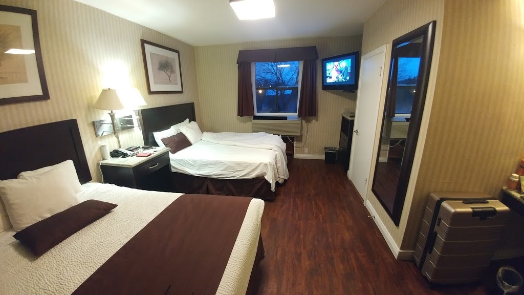 Days Inn by Wyndham Vancouver Metro | 2075 Kingsway, Vancouver, BC V5N 2T2, Canada | Phone: (604) 876-5531