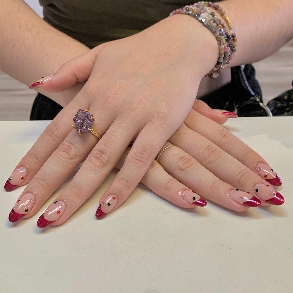 Glamour Des Ongles | 191 Bd de Mortagne, Boucherville, QC J4B 1A9, Canada | Phone: (450) 645-9999