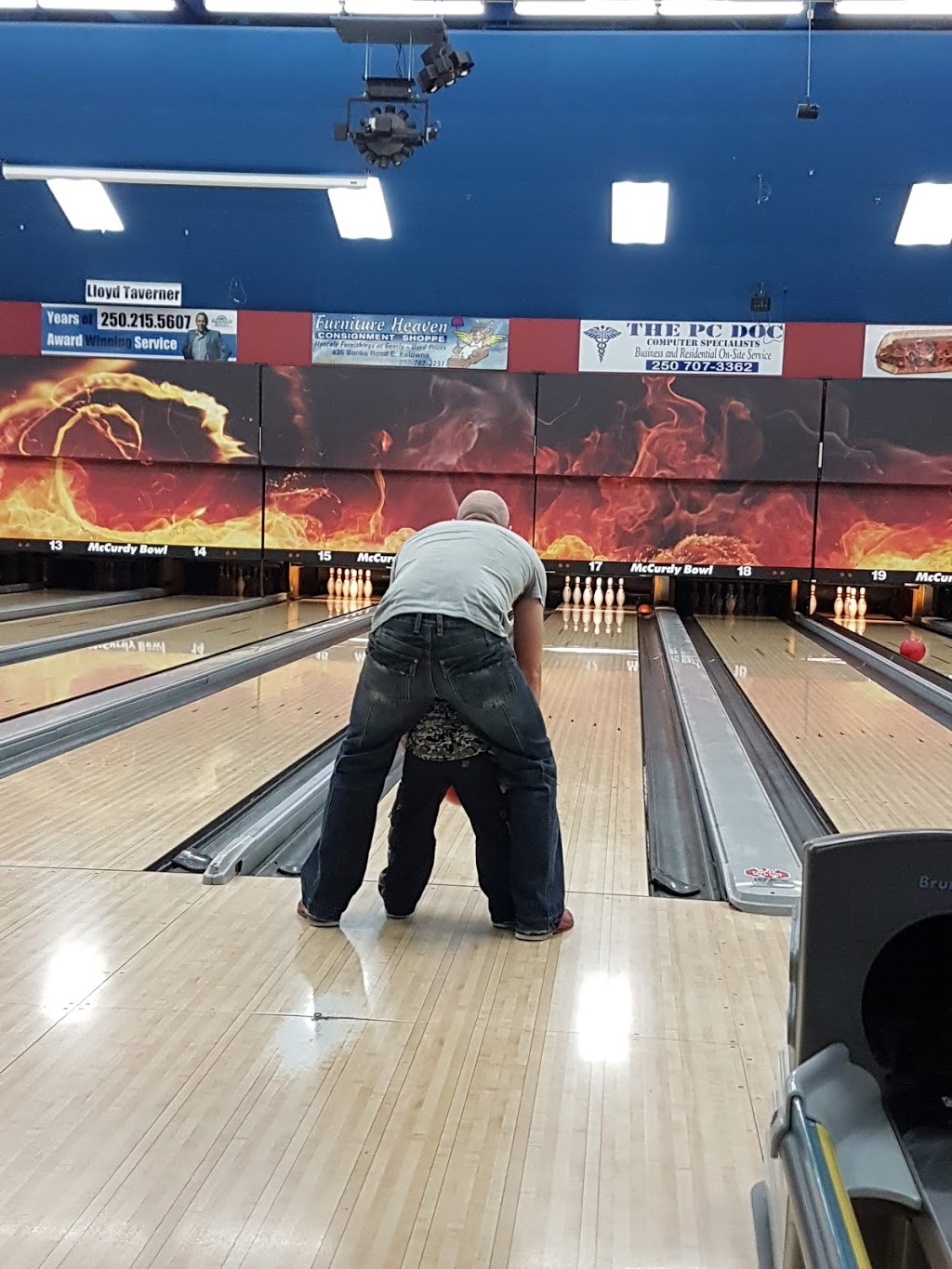 McCurdy Bowling Centre | 948 McCurdy Rd, Kelowna, BC V1X 2P7, Canada | Phone: (250) 491-2695