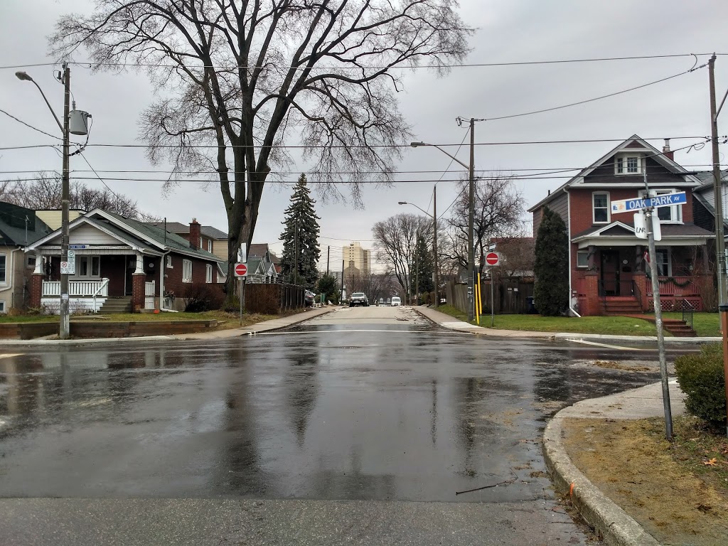 Gledhill Park | 125 Gledhill Ave, Toronto, ON M4C 5K7, Canada | Phone: (416) 392-2489