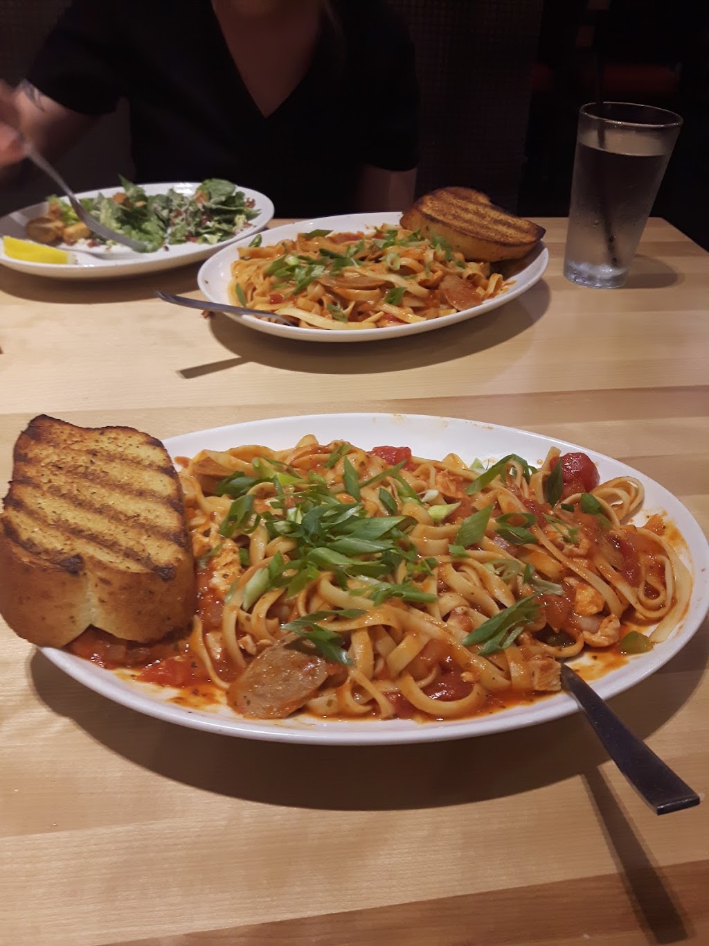 Boston Pizza | 68 Robie St, Truro, NS B2N 1L2, Canada | Phone: (902) 843-4627