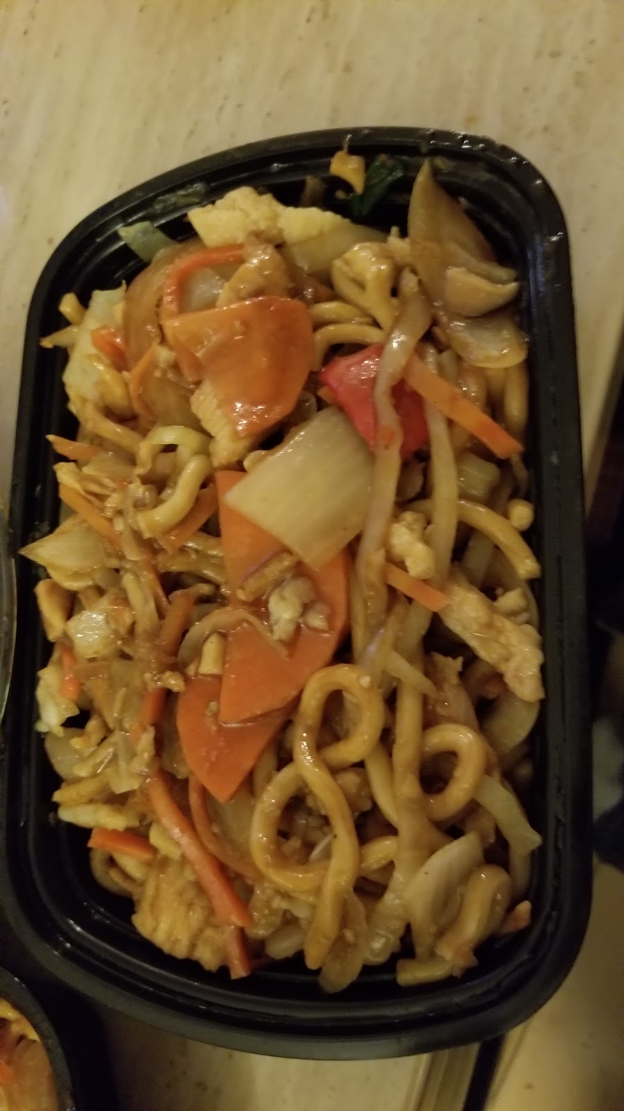 General Tsos Kitchen | 7045 Yonge St, Thornhill, ON L3T 2B2, Canada | Phone: (905) 889-9777